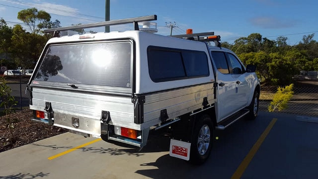 3XM Trayback Series canopy with Lift Up Window to suit any Dual Cab tray